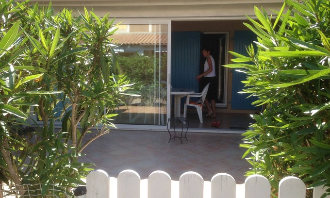 Portiragnes-Plage Villa | T3 air-conditioned villa with swimming pool in the clos de Socorro