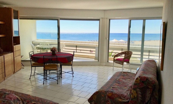 La Cote Radieuse Apartment | T3 direct beach superb view on sea 71m2 6 pers + parking