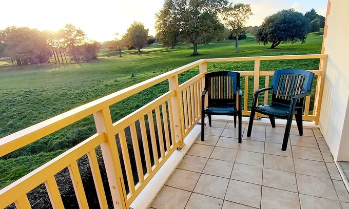 Pornic Apartment | T3 Face au Golf, Proche des Plages, Port et Commerces