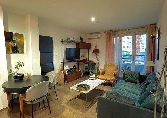 Croix de Pierre Apartment | T3 - Toulouse ( 75m2 )