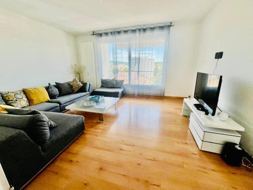 Besancon Old Town Apartment | T4 3chambres spacieux tout équipé 6 personnes