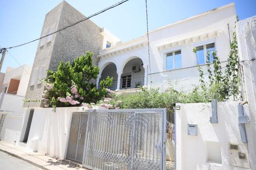 Hiboun Apartment | T4 Neuf & Accueil Chaleureux par Habib