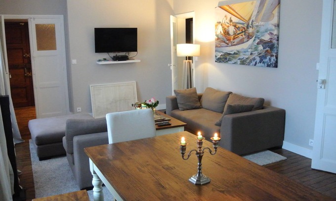 Intra Muros Apartment | T4 Renovated in Saint Malo Intramuros - Fully renovated 3 bedrooms bourgeois flat