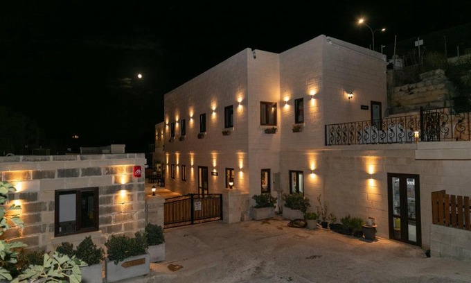 St. Paul's Bay House | Ta' Gingel Farm Agriturisim B&B. Malta