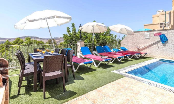 Marsalforn Villa | Ta Guljetta 4 bedroom Villa with private pool