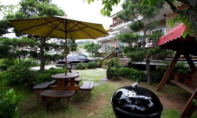 Kkotchi House | Taean Sky Garden Pension