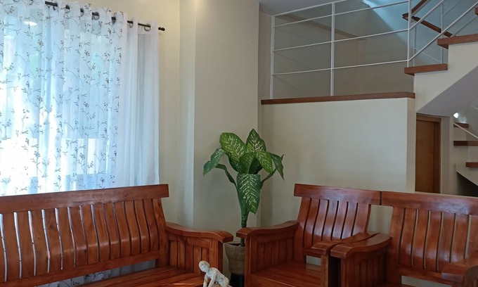 Silang Junction North House | Tagaytay Home Sweet Home