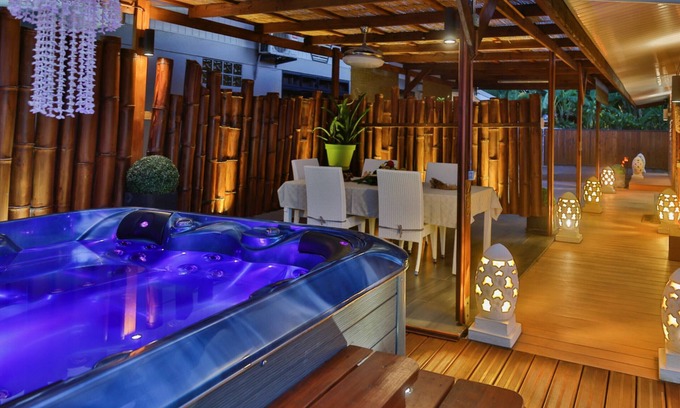 Punaauia House | TAHITI - Bubble Cottage