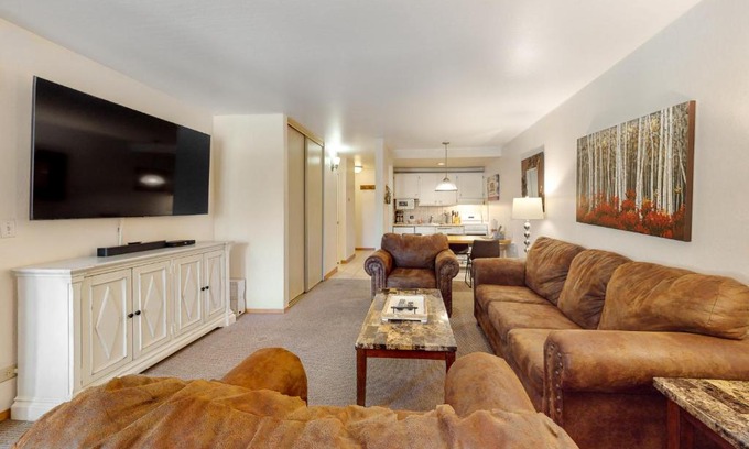 South Lake Tahoe Hotel | Tahoe Memories #122