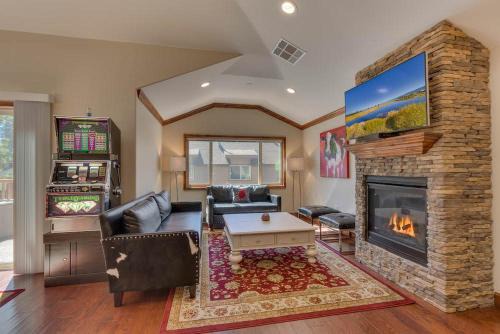 South Lake Tahoe Apartment | Tahoe Woods Penthouse Bdtahoe