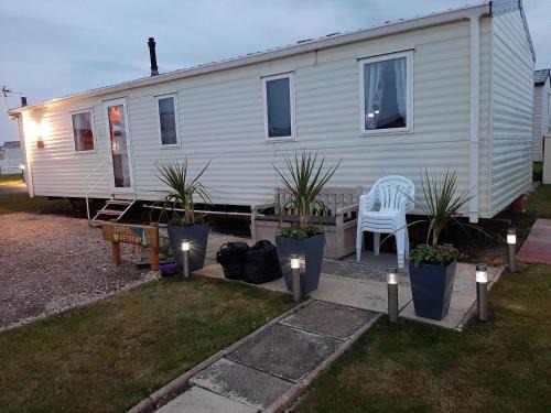 Lossiemouth Ski Chalet | Taid's Retreat Silversands Cove beach lossiemouth