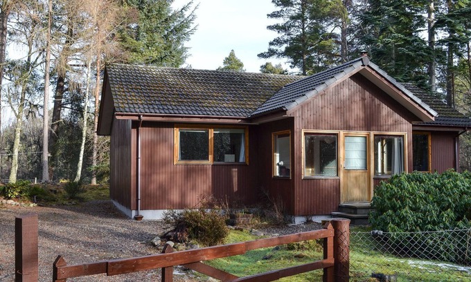 Nethy Bridge Cottage | Taigh M’Athair is a perfect setting for those who love to be outdoors.