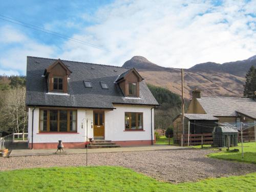 Glencoe House | Taigh Seonaig
