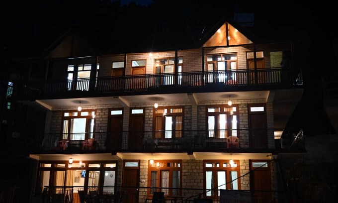 Vashist Hotel | Taj Guest House