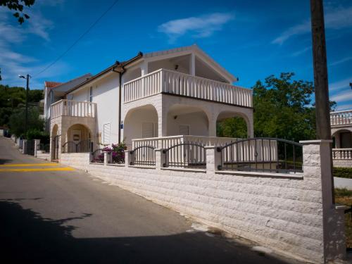 Slatine Apartment | Take it easy Apartments