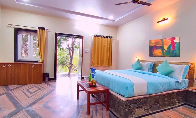 Sadri Villa | Takhat Villa Kumbhalgarh by Stotrak