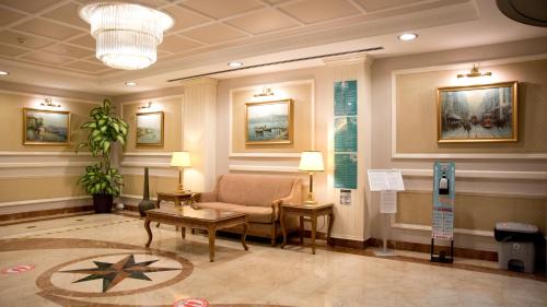 Gumussuyu Mahallesi Hotel | Taksim Metropark Hotel