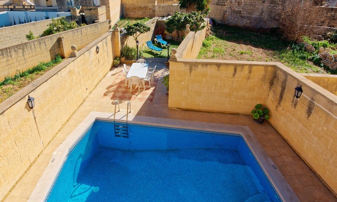 Victoria Other | Tal-Hamramann Farmhouse, Airconditioned, 4 Bedroomed Farmhouse with Pool