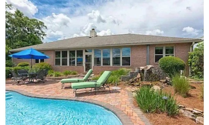 Tallahassee House | Tallahassee Pool Oasis w/ Hot Tub, minutes to FSU/FAMU