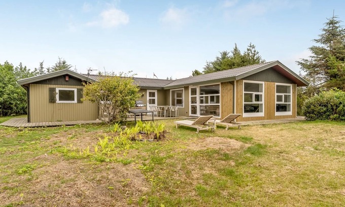 Blokhus House | "Talvikki" - 1.2km from the sea by Interhome