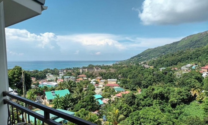 Beau Vallon Apartment | TAMA'S HOLIDAY APARTMENT