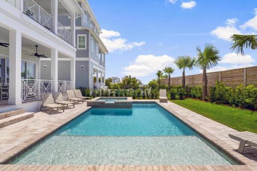 Tang-O-Mar House | Tango Waves With Pool, Elevator, And Beach Views
