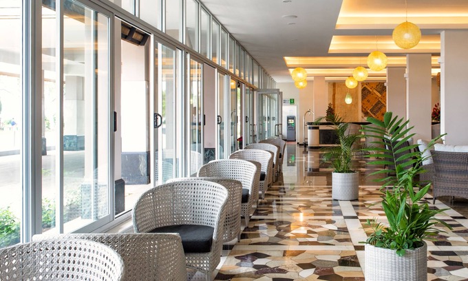 Nuku'alofa Hotel | Tanoa International Dateline Hotel