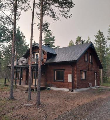 Koengaes Villa | Tapiontytär