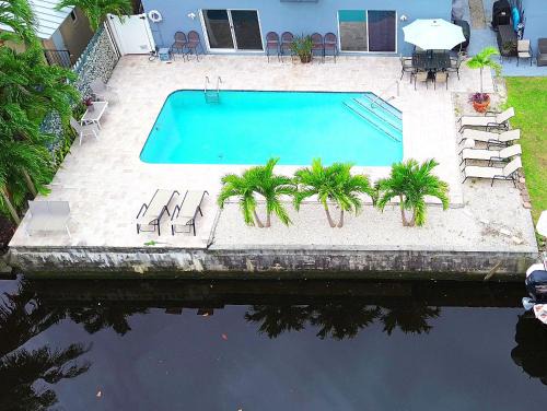 Downtown Fort Lauderdale Apartment | Tarpon Harbor 1 - Waterfront pool home near beach & downtown Las Olas