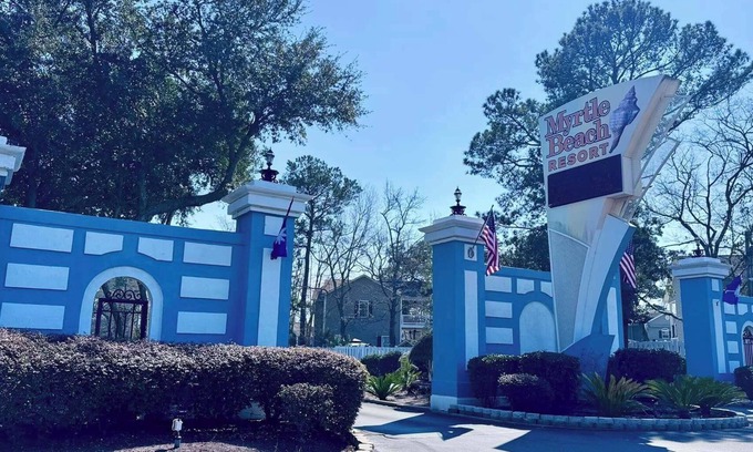 Myrtle Beach Condo | TARRIF BUSTER! Fall rates $70.00 per night plus taxes and fees. 2bed/2bath