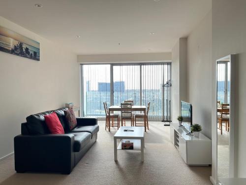 Adelaide Central Business District Apartment | Tasha's Apartments on Morphett