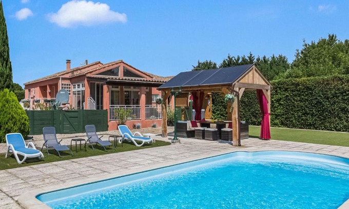 Cambieure Villa | Tasteful Villa in Cambieure with Private Heated Pool
