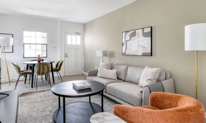 West Los Angeles Apartment | Tasteful Westwood 3BR w/ W/D, nr Westwood Village, by Blueground