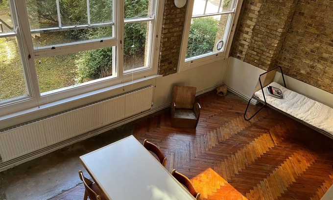 Hackney Central Apartment | Tastefully Curated Mezzanine Studio Flat, Hackney