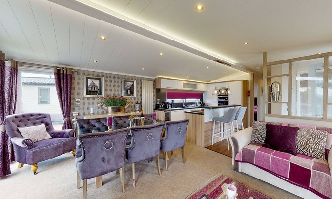 Dogdyke House | Tattershall VIP Lodge - Sleeps 6 - Terrace with private hot tub