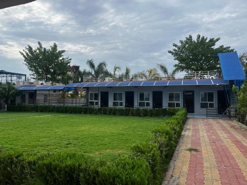 Bundi House | Tavisha Farms