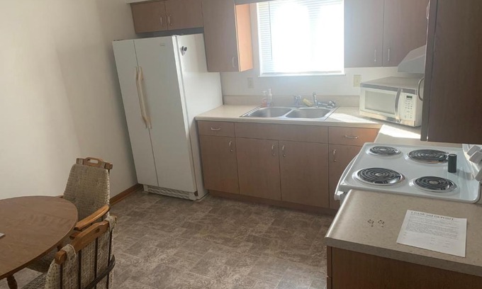 Moundsville Apartment | Taylors