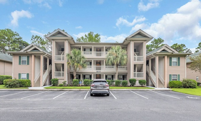 Pawleys Island Condo | *TB 14I* Updated 3 bedroom True Blue Condo on golf course