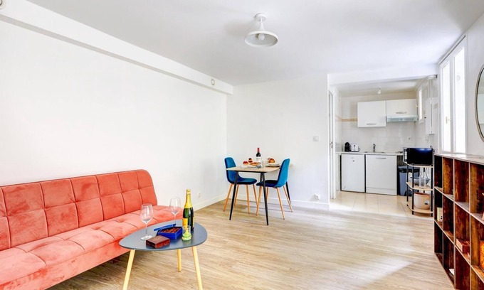 Louis Bertrand-Mirabeau-Semard Apartment | TBS 331 - Charming apartment in Ivry