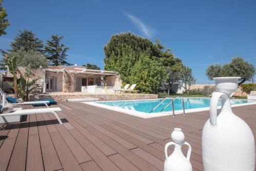 Polignano a Mare House | TD Villa Fico Jo Villa with Pool & Lush Garden