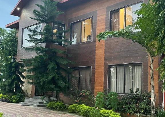 Neora Hotel | TEA RESORT SARASWATIPUR