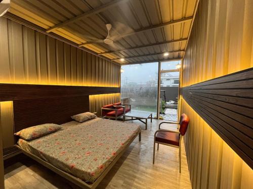 Sanganer Apartment | Tea & Tales Hibiscus