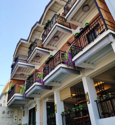 Xiaoliuqiu Bed & Breakfast | Teacher Cai Homeestay