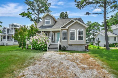 Chincoteague House | Teal Cottage