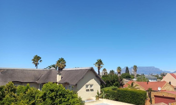 West Beach Apartment | Teas & Seas Self Catering Cottage