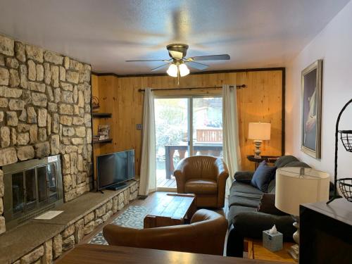Red River Apartment | Telemark 4 Townhouse On The River