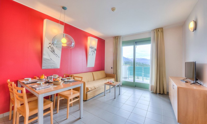 Sestriere Apartment | Teleo 85 Ski In - Ski Out 50m, Sestriere, Italy