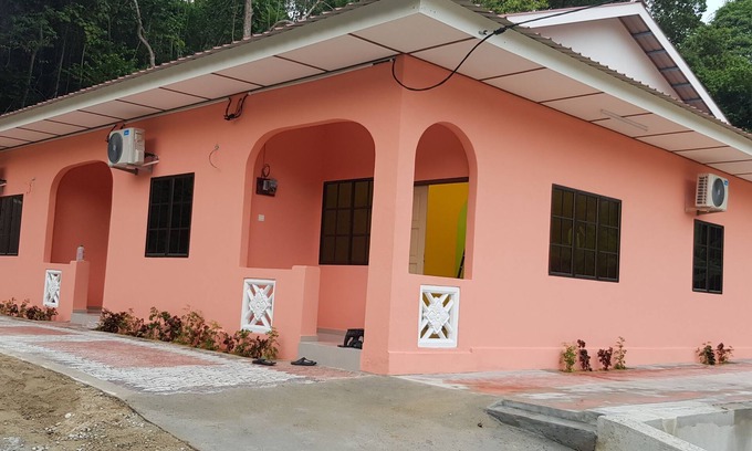 Teluk Nipah House | Teluk Nipah Beach Homestay