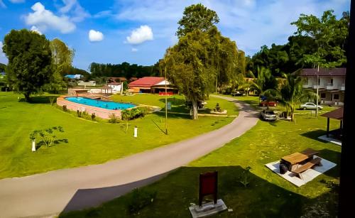 Penyabong Resort | TELUK PENYABUNG RESORT