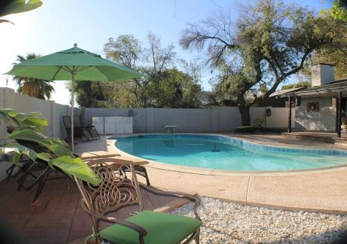 Tempe House | Tempe Escape with Heated Pool, Billiards & Firepit Fun